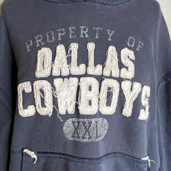 Dallas Cowboys Sweatshirt - Picture 3 of 8